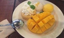 网红一栗莎子吃瓜,瓜界新宠，吃瓜界的时尚达人